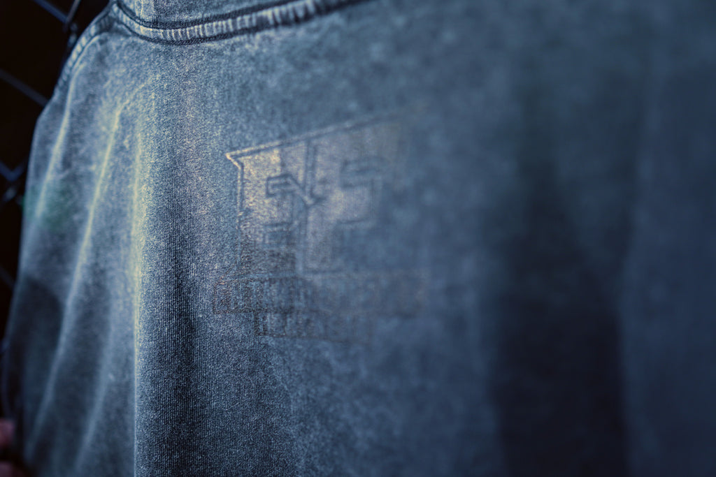 'PYTHON FIGHT' Heavyweight tee